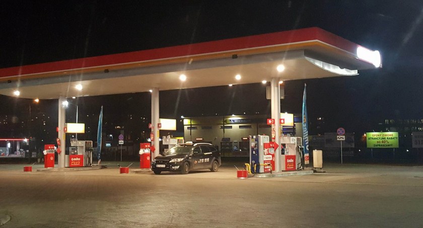 Zdjęcie stacji paliw na osiedlu Białostoczek w Białymstoku/ DDB