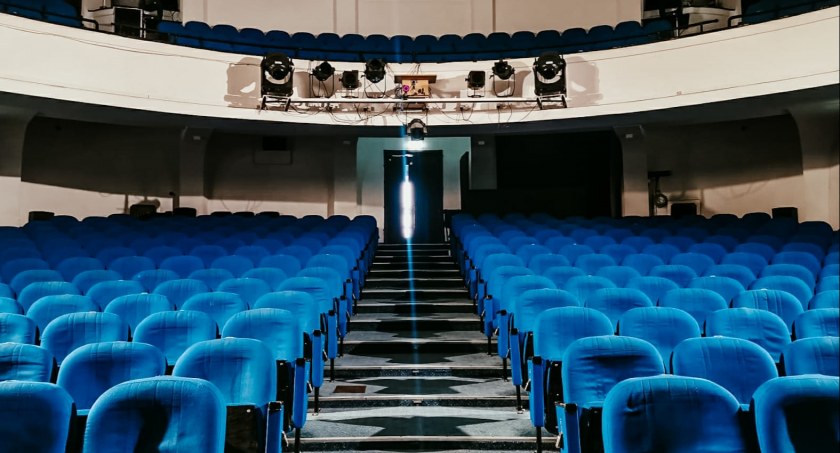 Zdjęcie widowni w Teatrze Dramatycznym/ Budimex