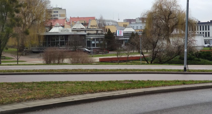 Zdjęcie Spodków na ulicy Rocha
