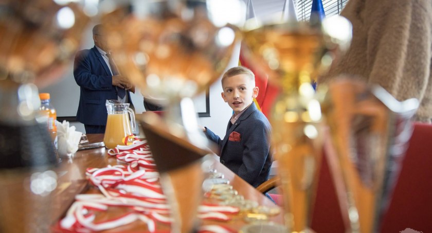 Zdjęcie Alka Dziełaka w urzędzie marszałkowskim/ wrotapodlasia.pl