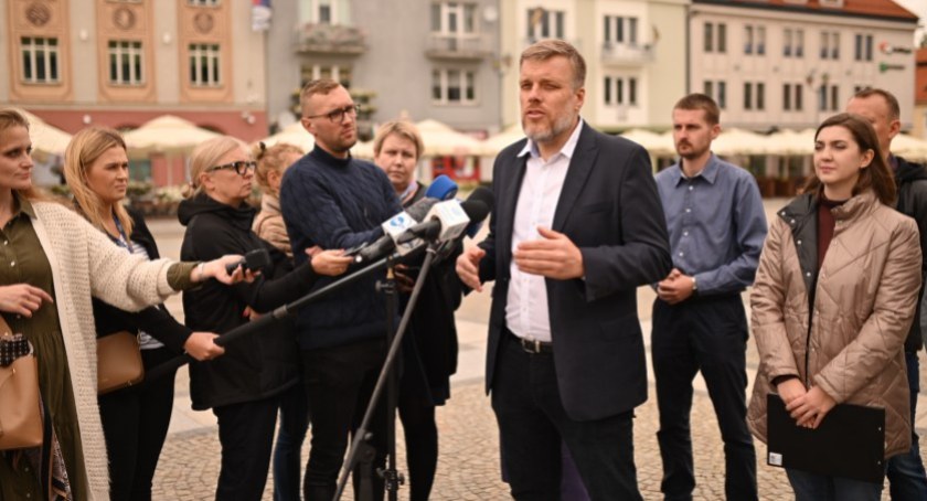 Adrian Zandberg podczas wizyty w Białymstoku