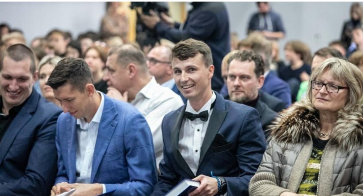 Karol Jakubowski podczas gali 19 września, promującej książkę 