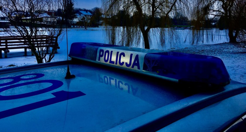 Zdjęcie radiowozu policyjnego/ podlaska.policja.gov.pl