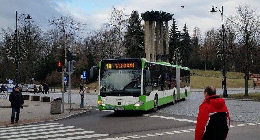 Zdjęcie autobusu miejskiego BKM/ DDB