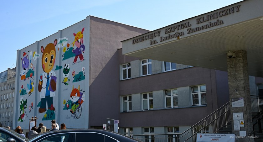 Zdjęcie budynku szpitala UDSK w Białymstoku