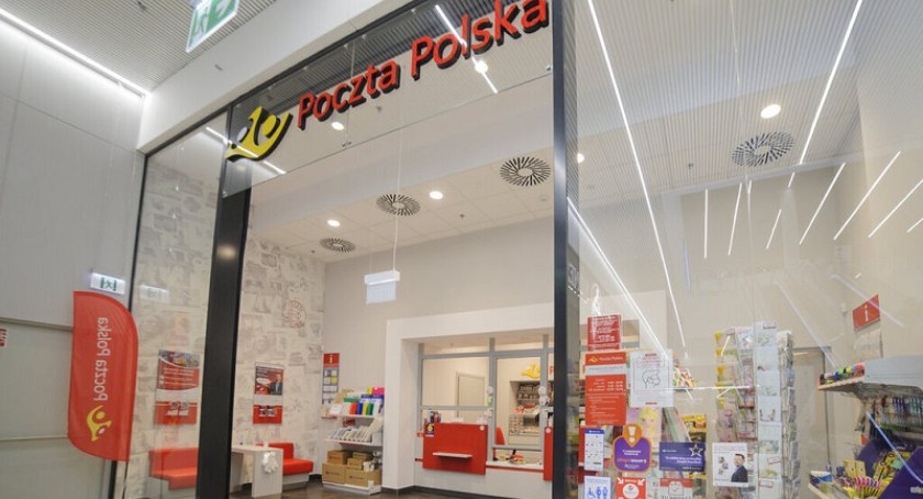 Zdjęcie wnętrza placówki Poczty Polskiej/ Poczta Polska