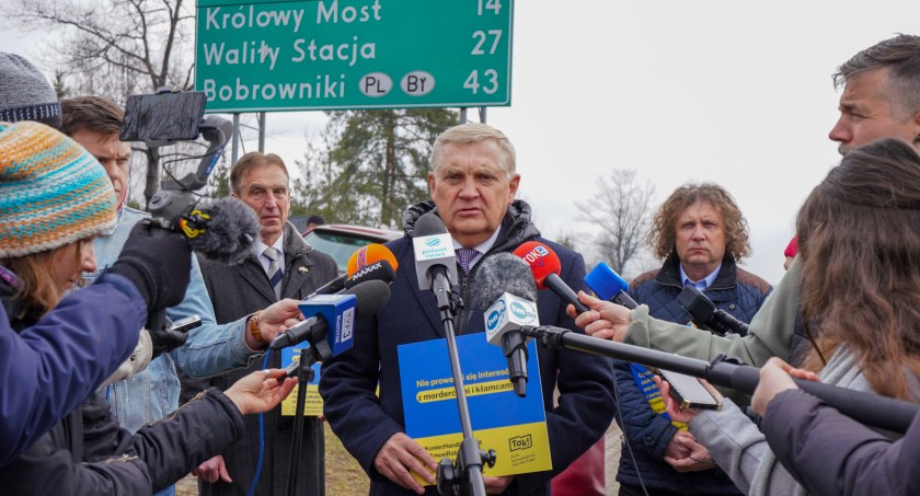 Zdjęcie samorządowców z ruchu Tak dla Polski/ bialystok.pl