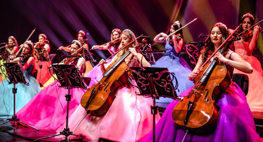 To bestseller na polskiej scenie muzycznej - koncert  pierwszej na Świecie Orkiestry Księżniczek z programem pt. Noworoczny Koncert Wiedeński 2