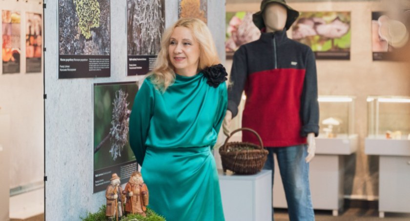 Zdjęcie z wystawy w Uniwersyteckim Centrum Przyrodniczym poświęconej grzybom/ UwB