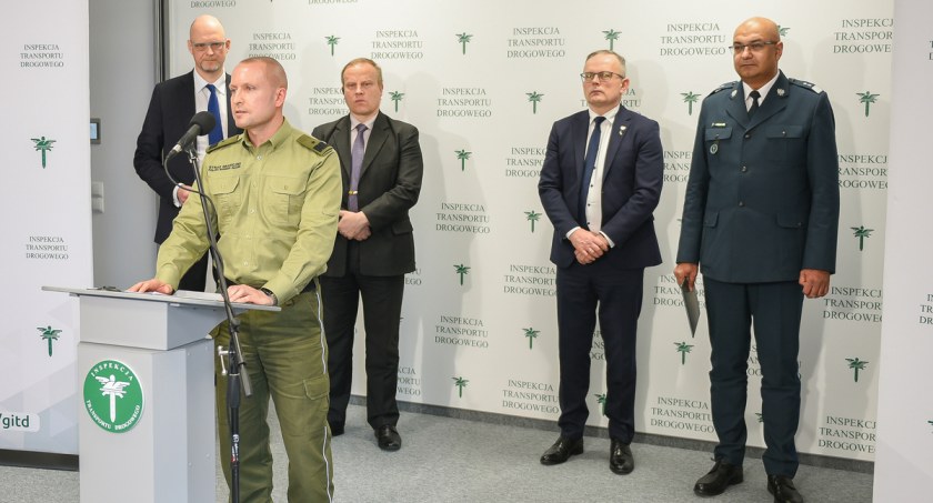 Zdjęcie z konferencji przedstawicieli połączonych służb dotyczącej kontroli w firmach z udziałem białoruskiego i rosyjskiego kapitału/ SG