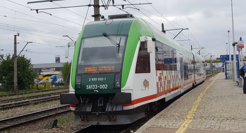 Zdjęcie pociągu Polregio do Walił/ DDB 
