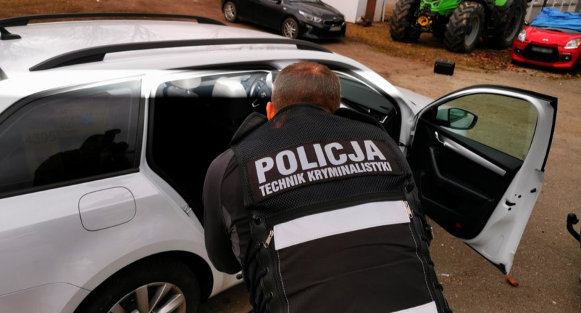 Zdjęcie technika kryminalnego/ podlaska.policja.gov.pl