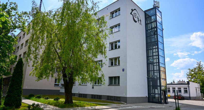 Zdjęcie budynku bursy szkolnej w Białymstoku/ bialystok.pl