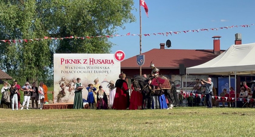 Zdjęcie Podlaskiej Chorągwi Husarskiej