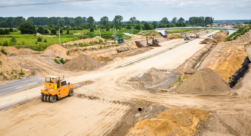 Zdjęcie pojazdów na drodze ekspresowej/ GDDKiA