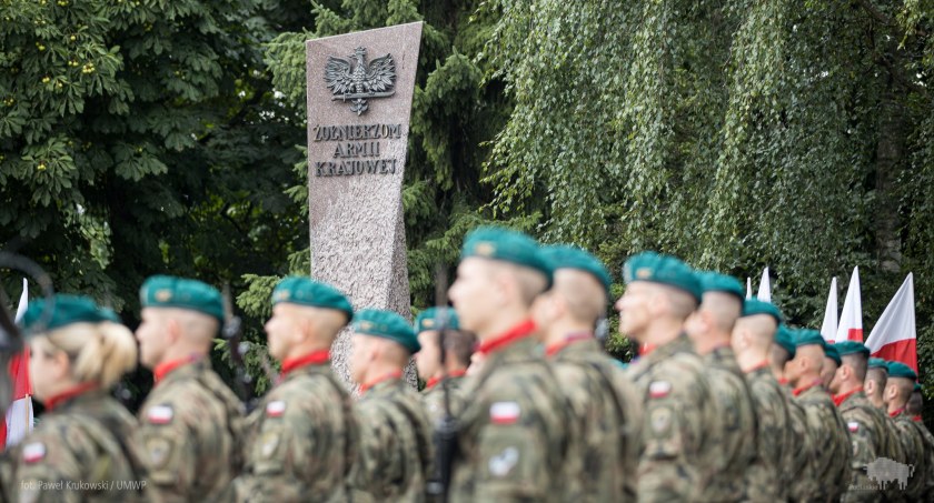 Zdjęcie z uroczystości rocznicy Powstania Warszawskiego 2023 w Białymstoku/ podlaskie.eu