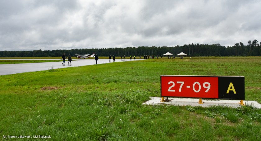 Zdjęcie pasa startowego na Krywlanach/ bialystok.pl