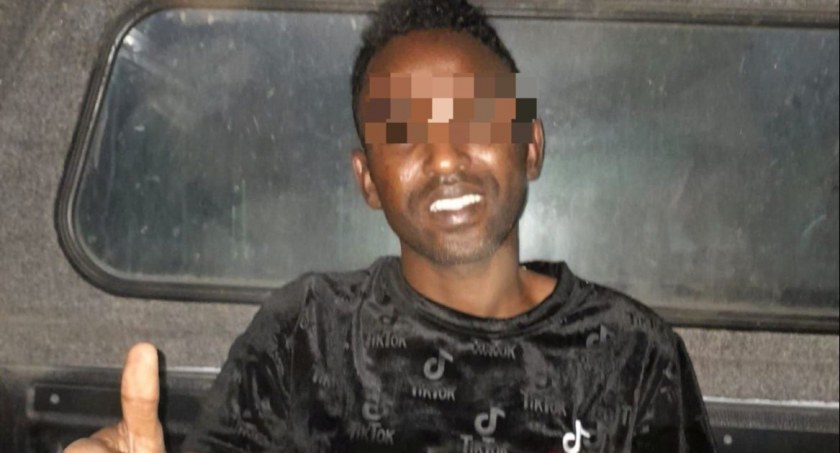 Zdjęcie Somalijczyka w samochodzie Straży Granicznej/ SG