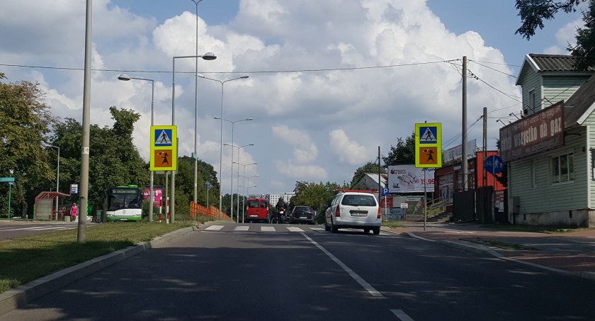 Zdjęcie samochodów na ulicy w Białymstoku/ DDB