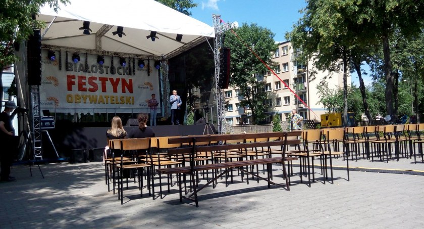 Zdjęcie Tadeusza Truskolaskiego z pikniku rodzinnego na osiedlu Starosiecle w 2018 r./ Facebook Białostoczanie przeciw zachodniej obwodnicy Białegostoku
