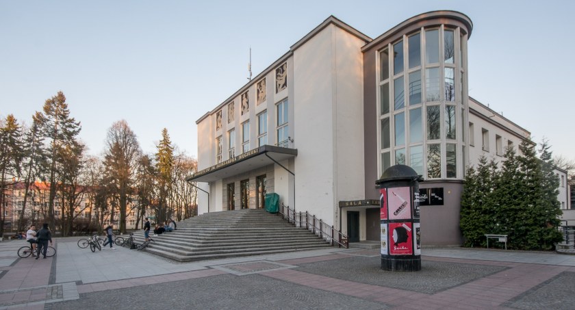 Zdjęcie budynku Teatru Dramatycznego w Białymstoku/ DDB