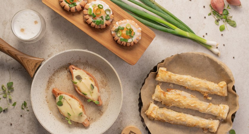 Zdjęcie potraw z parówkami