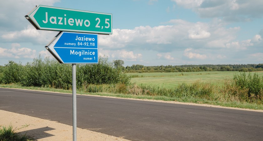 Zdjęcie wyremontowanej drogi w powiecie augustowskim/ PUW