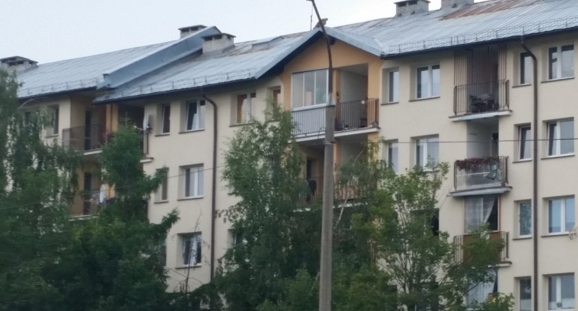 Zdjęcie bloku mieszkalnego w Białymstoku/ DDB