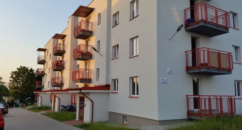 Zdjęcie bloku mieszkalnego w Białymstoku/ DDB