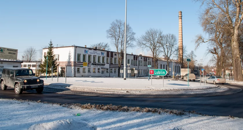Zdjęcie ronda na osiedlu Dojlidy i terenu 