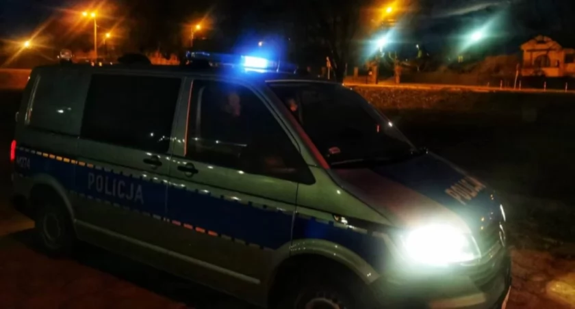 Zdjęcie policyjnego radiowozu/ podlaska.policja.gov.pl