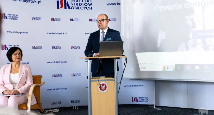 Zdjęcie marszałka województwa podlaskiego i prof. Małgorzaty Dajnowicz/ podlaskie.eu
