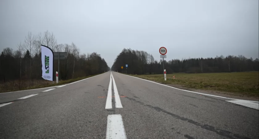 Zdjęcie drogi wojewódzkiej nr 664 Augustów - Lipsk