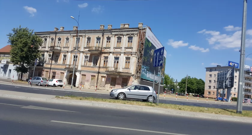 Zdjęcie zabytkowej kamienicy przy ulicy Dąbrowskiego 14 w Białymstoku/ DDB