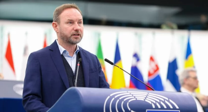 Zdjęcie Tomasza Frankowskiego w Parlamencie Europejskim/ Twitter.com/ Tomasz Frankowski/ European Union 2024