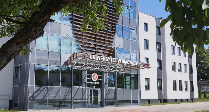 Zdjęcie budynku Uniwersytetu w Białymstoku/ UwB