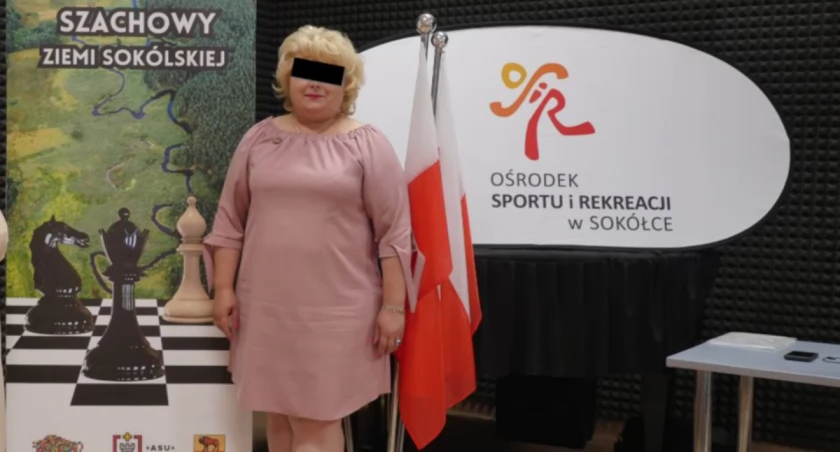 Zdjęcie burmistrz Sokółki z zakrytymi oczami/ podlaskie.eu