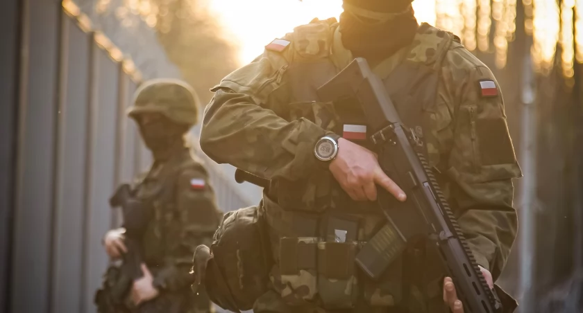 Zdjęcie żołnierzy na granicy polsko - białoruskiej/ 16 Dywizja Zmechanizowana/ kpr. Kamil MAZURKIEWICZ