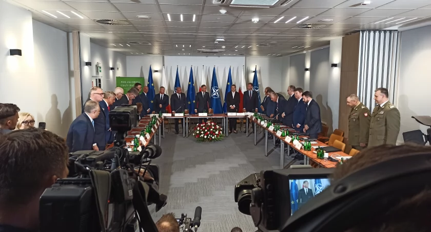 Zdjęcie członków Rady Bezpieczeństwa Narodowego na posiedzeniu w Białymstoku/ DDB