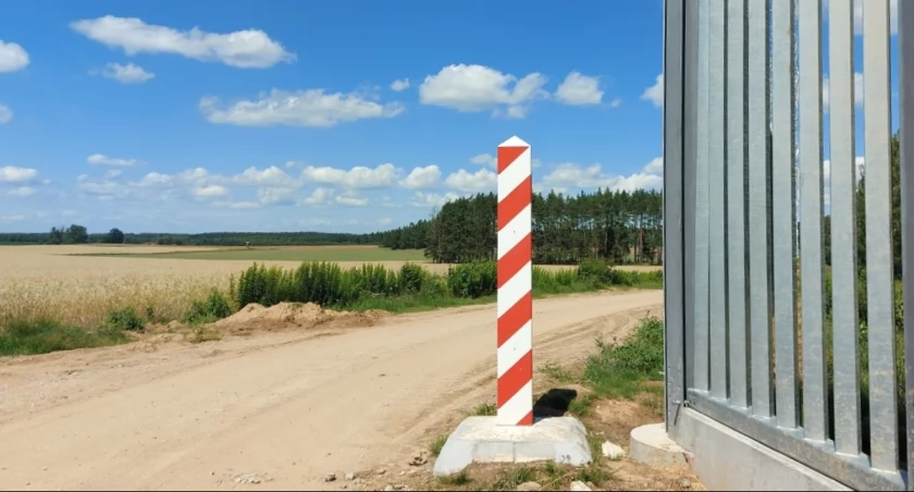 Zdjęcie słupka granicznego/ PUW
