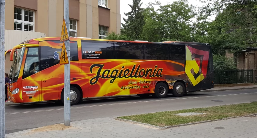 Zdjęcie autokaru Jagiellonii/ DDB