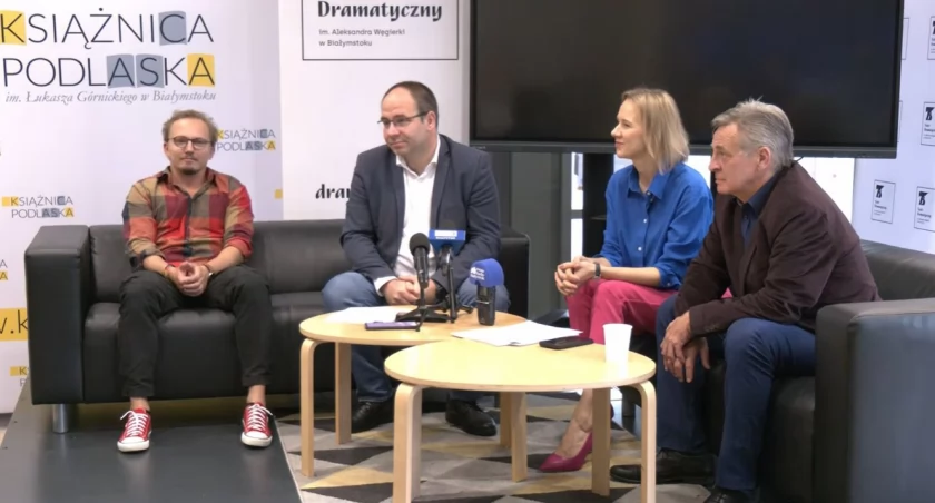 Zdjęcie z konferencji podsumowującej sezon artystyczny w Teatrze Dramatycznym/ DDB