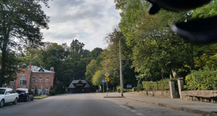 Zdjęcie ulicy w Białowieży/ PUW
