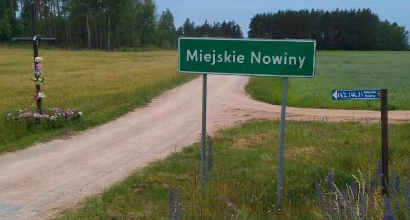 Zdjęcie znaku z nazwą miejscowości Miejskie Nowiny/ DDB