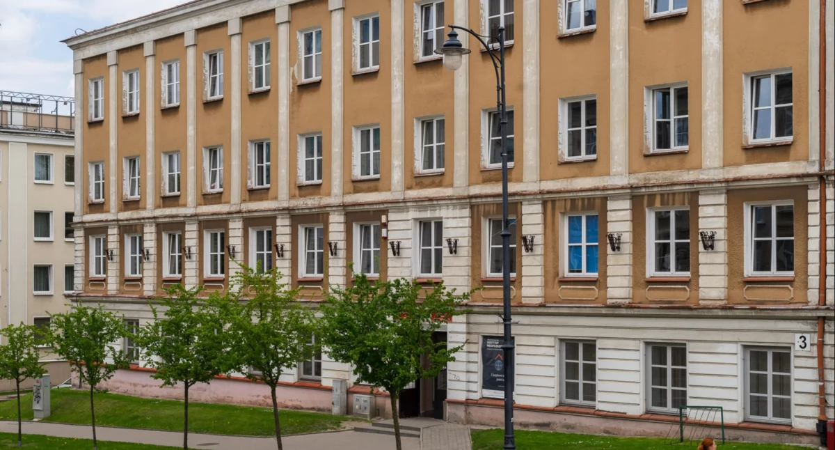Zdjęcie budynku UwB/ K. Dziedzik