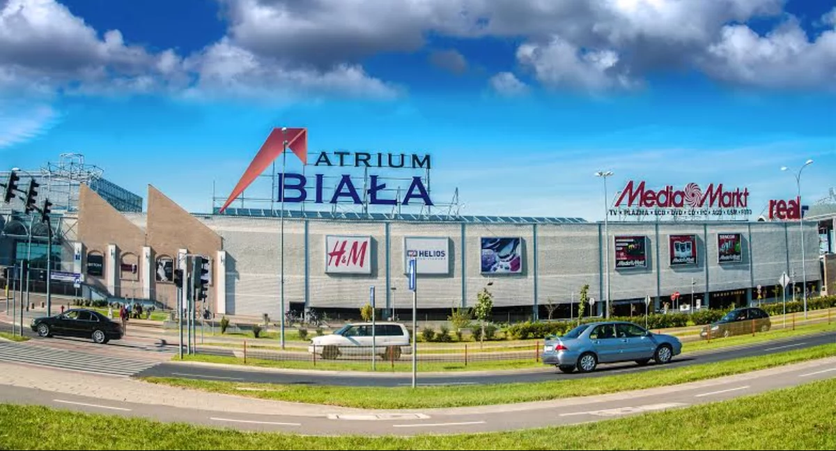 Zdjęcie budynku galerii Atrium Biała