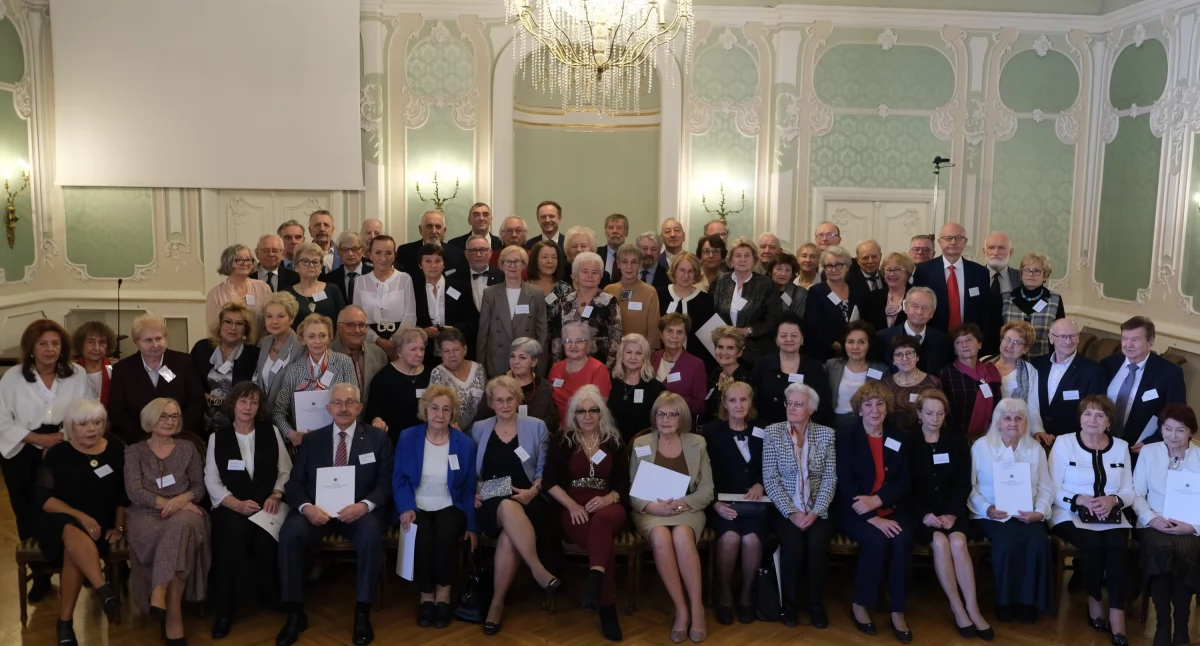 Zdjęcie ze zjazdu absolwentów Akademii Medycznej w Białymstoku/ UMB