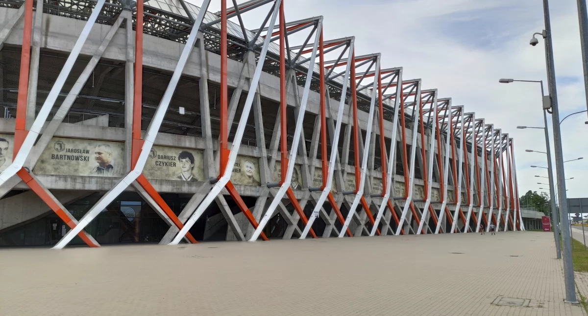 Zdjęcie bryły stadionu miejskiego w Białymstoku/ Fakty Białystok