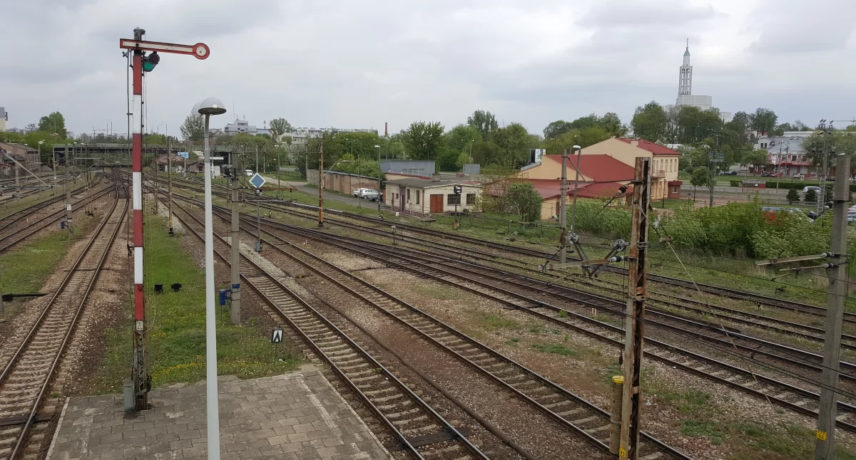 Zdjęcie torów kolejowych w Białymstoku/ Fakty Białystok