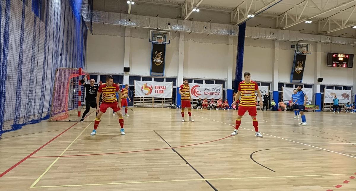 Zdjęcie piłkarzy futsalu podczas meczu/ Futsal, Jagiellonia Białystok